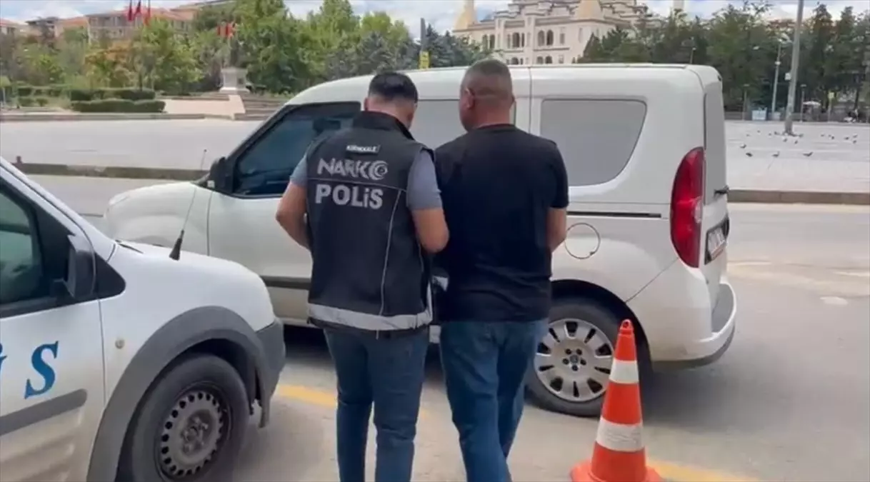 9 Yıl Kesinleşmiş Hapis Cezası Olan Firari Hükümlü Kırıkkale'de Yakalandı