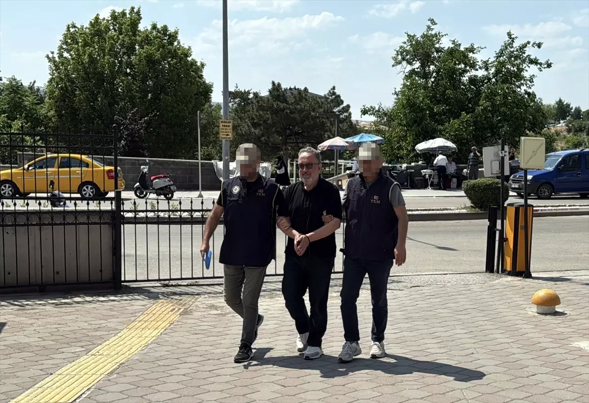 Kırıkkale'de FETÖ Üyesi Eski Emniyet Müdürü Yakalandı