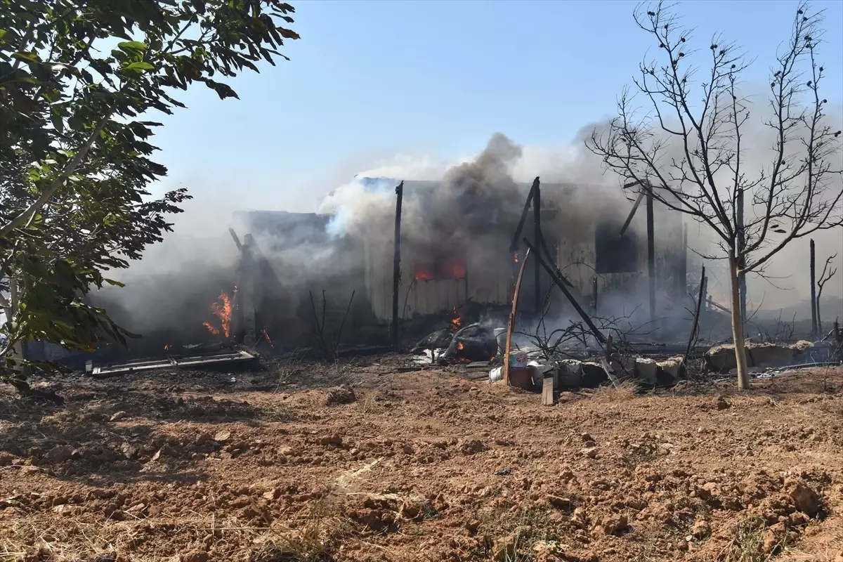 Kırklareli'nde Anız Yangınları Kontrol Altına Alındı