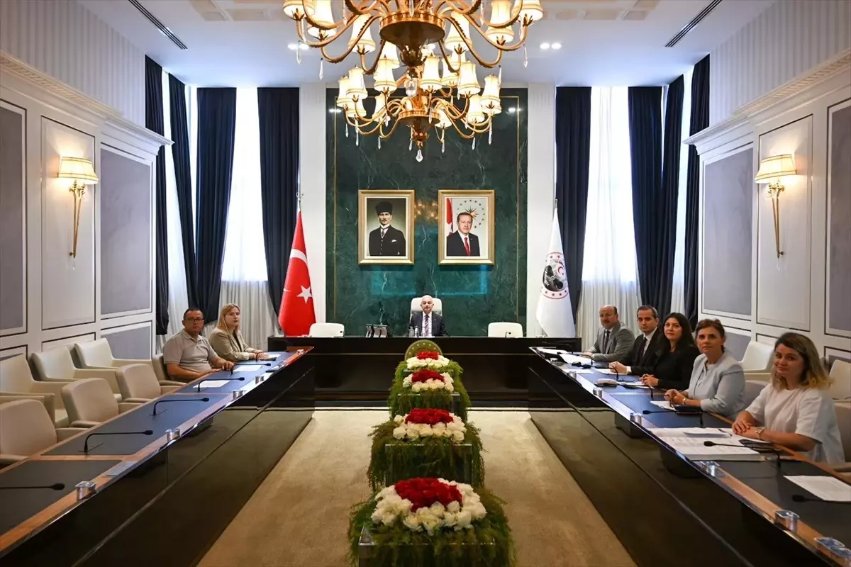 Kırklareli'nde İl Encümeni Toplantısı Gerçekleştirildi