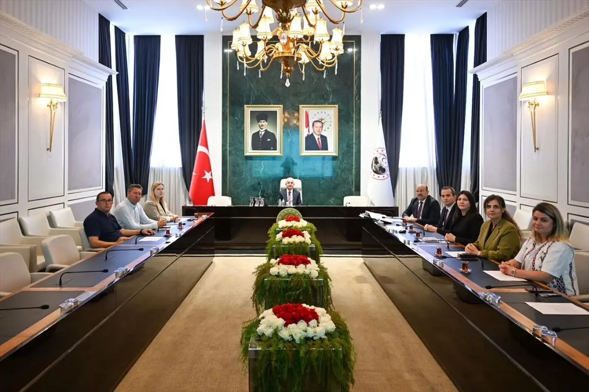 Kırklareli'nde İl Encümeni Toplantısı Gerçekleştirildi