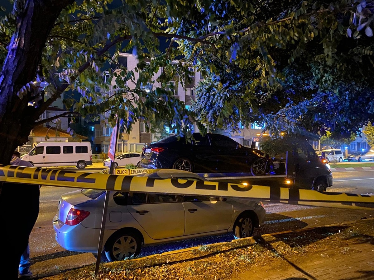 Yaya Trafik Kazasında Hayatını Kaybetti