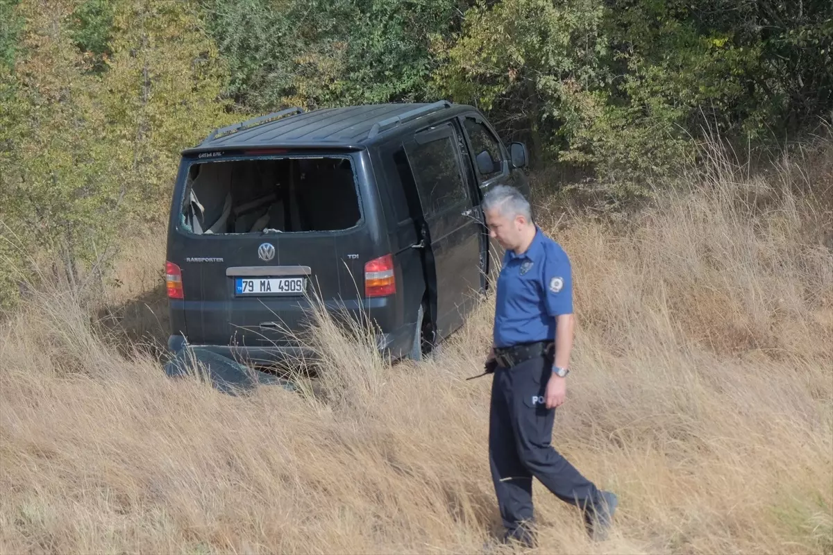 Kırklareli'nde Polisle Kovalamaca: Panelvan Kaza Yaptı