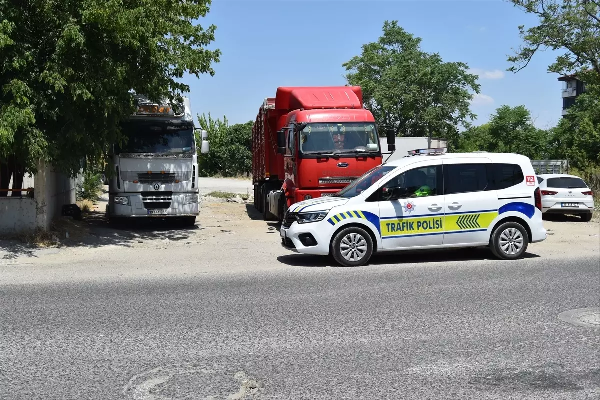 Lüleburgaz'da Tır Parklarına Uymayan Sürücülere Ceza