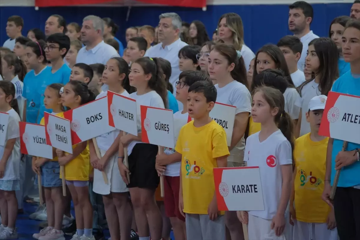 Kırklareli'nde Yaz Spor Okulları Törenle Açıldı