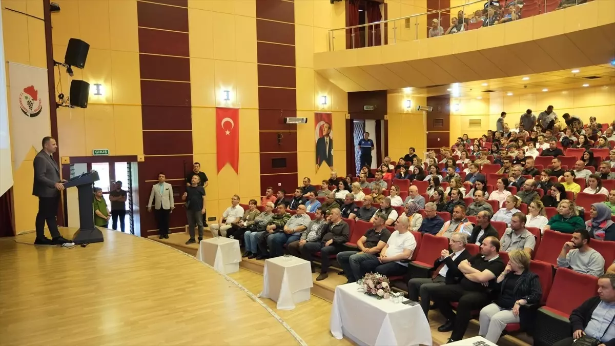 Kırklareli Belediyesi Personeline Etik Davranış Eğitimi Verildi