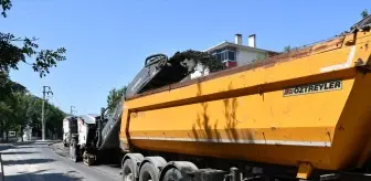 Lüleburgaz'da Yol ve Kaldırım Çalışmaları Devam Ediyor