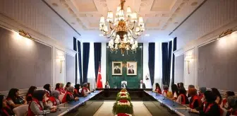 Kırklareli Valisi Uğur Turan, Gençlerle 'Damla Gönüllülük Hareketi Projesi'ni Tanıttı