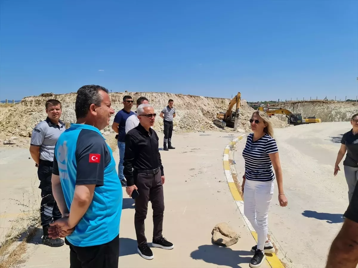 Kırklareli Valisi Uğur Turan Hastane İnşaatında İncelemede Bulundu