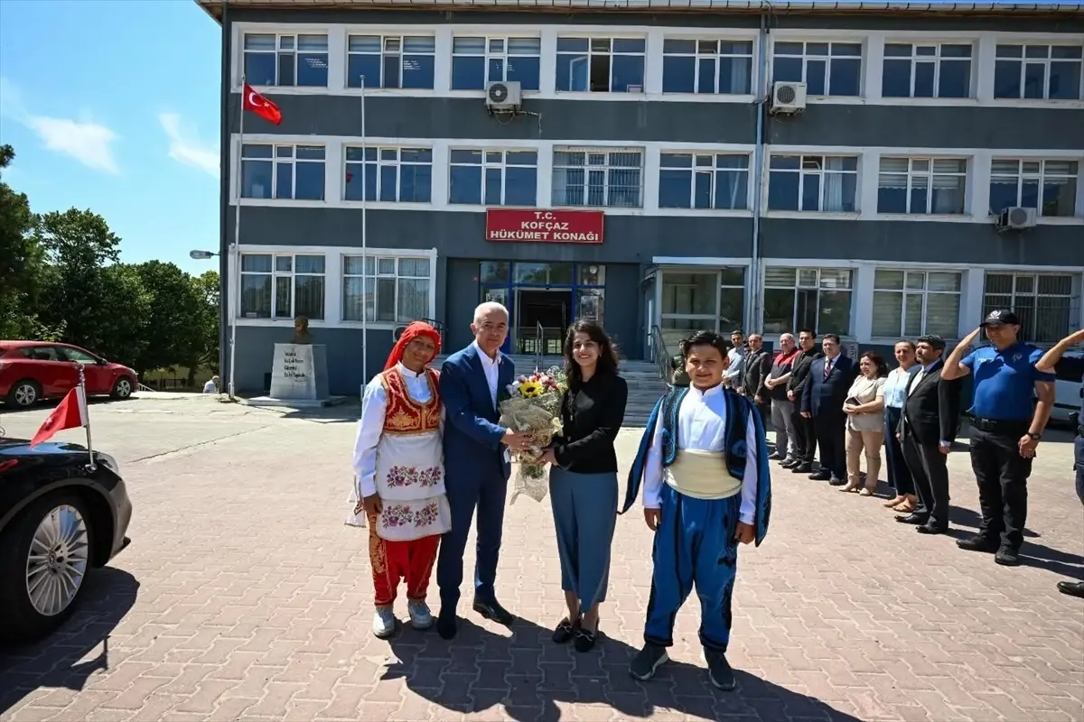 Vali Uğur Turan Kofçaz İlçesini Ziyaret Etti