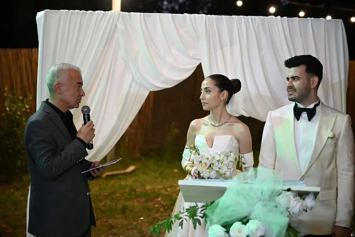 Kırklareli Valisi Turan nikah şahitliği yaptı