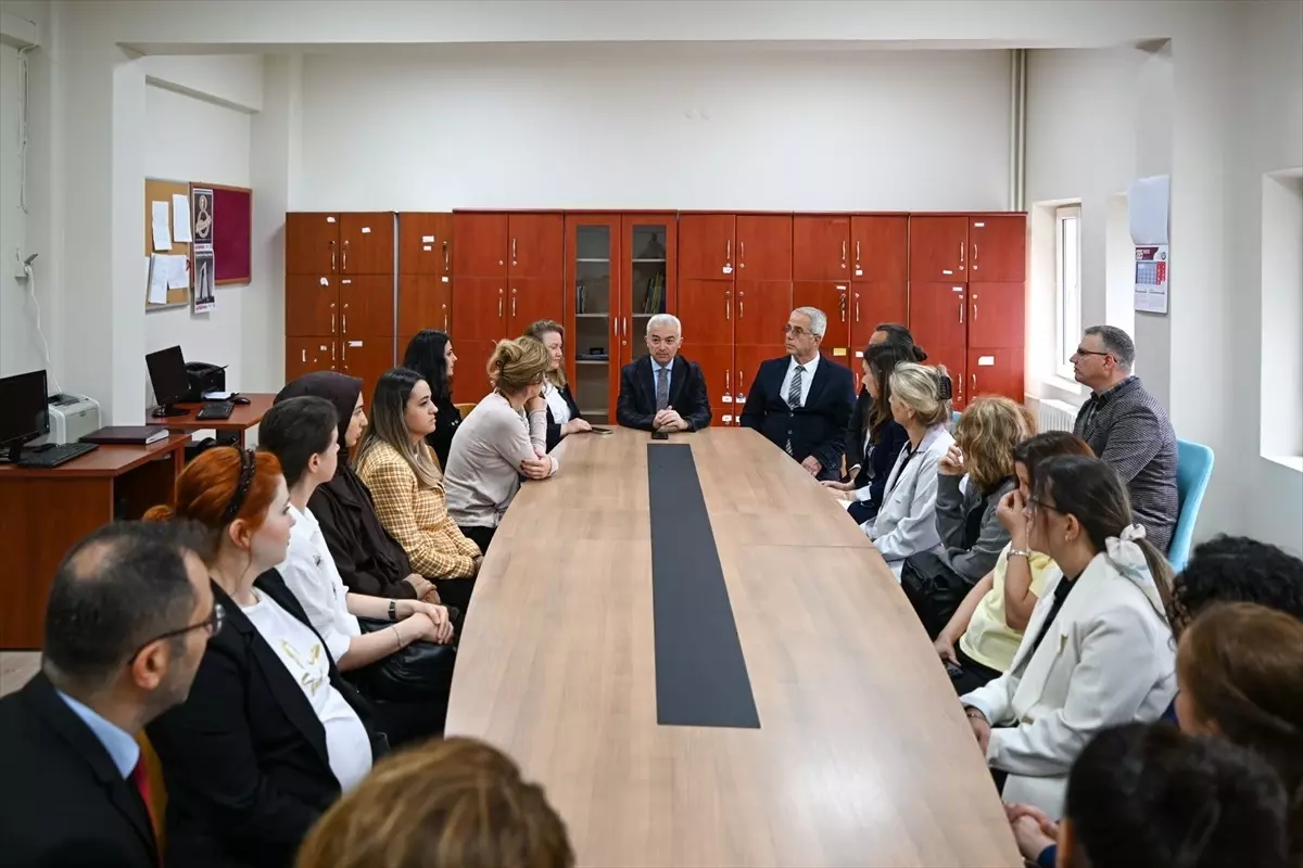 Kırklareli Valisi Uğur Turan Eğitim Yatırımlarını İnceledi