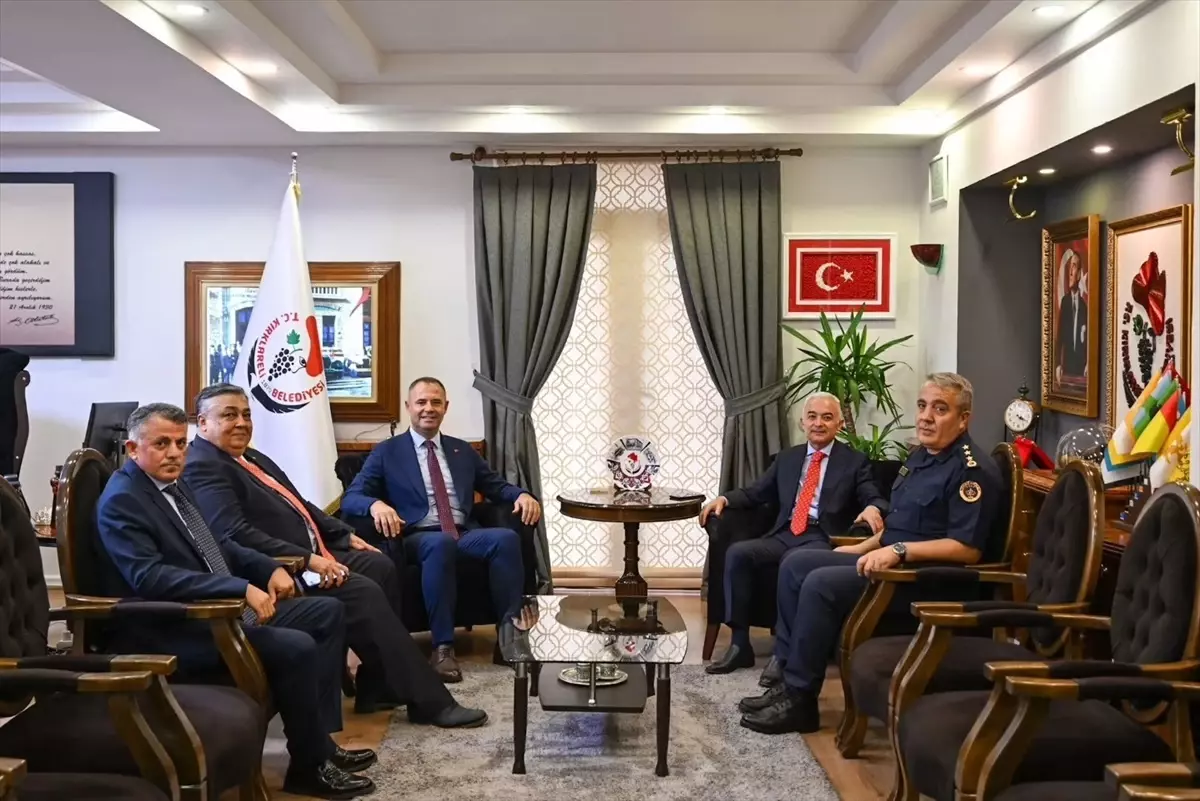 Kırklareli Valisi Uğur Turan, İlçe Ziyaretlerine Devam Ediyor