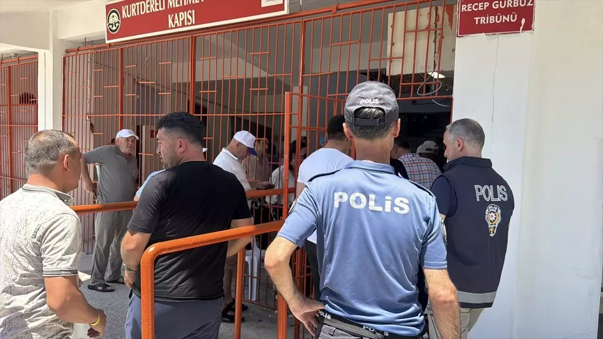 Kırkpınar Güreşleri'nde Karaborsa Bilet Denetimi