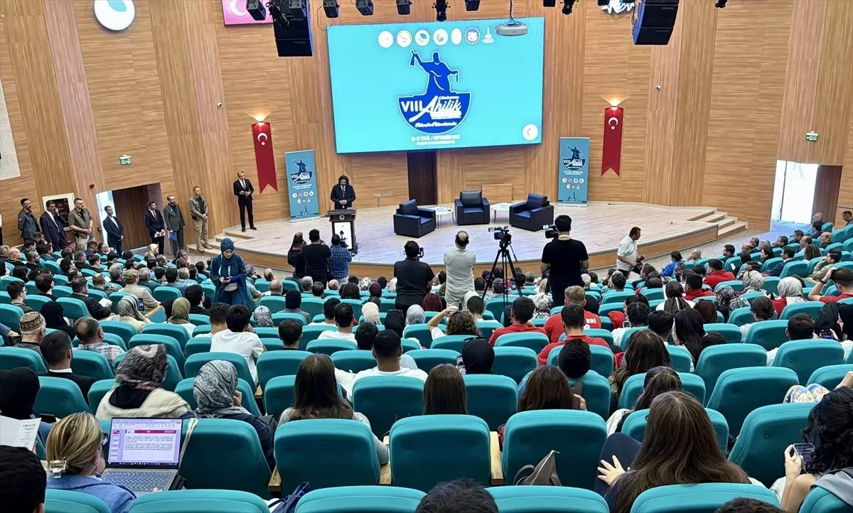 Kırşehir'de 8. Ahilik Sempozyumu Başladı