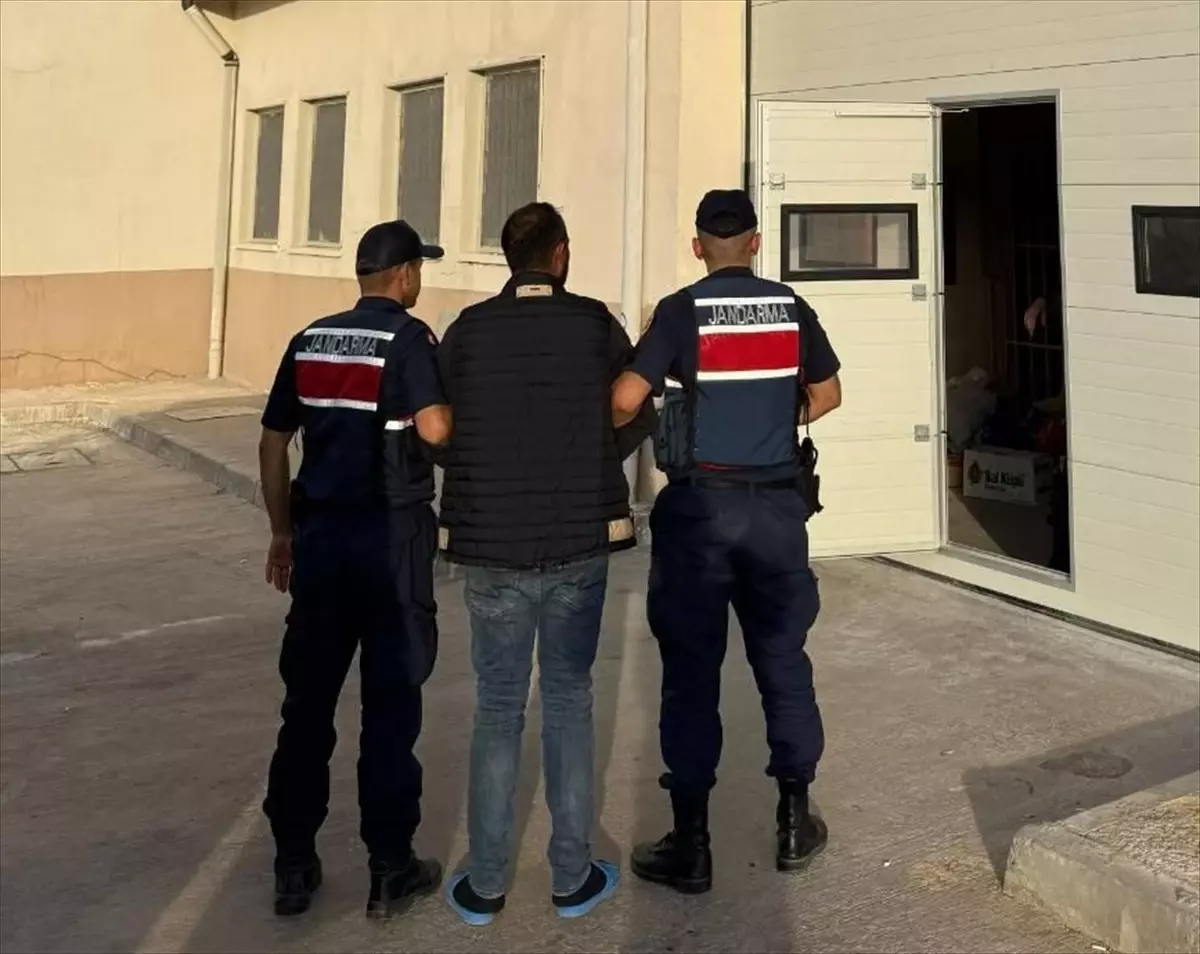 Kırşehir'de Aile Katliamı: Anne ve Baba Öldürüldü, İki Akraba Yaralandı