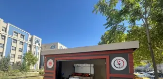 Kırşehir'de Hükümlülerin Ürettiği Sebzeler Kent Merkezinde Satışa Sunuluyor