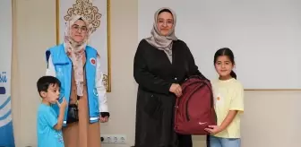 Kırşehir'de 50 Öğrenciye Kırtasiye Desteği