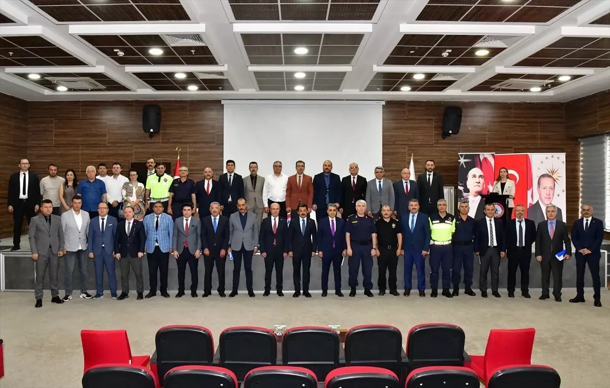 Kırşehir'de Eğitim Güvenliği Toplantısı Yapıldı