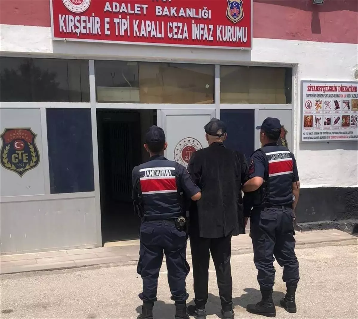 Kırşehir'de Konut Yağmasından Aranan Hükümlü Yakalandı