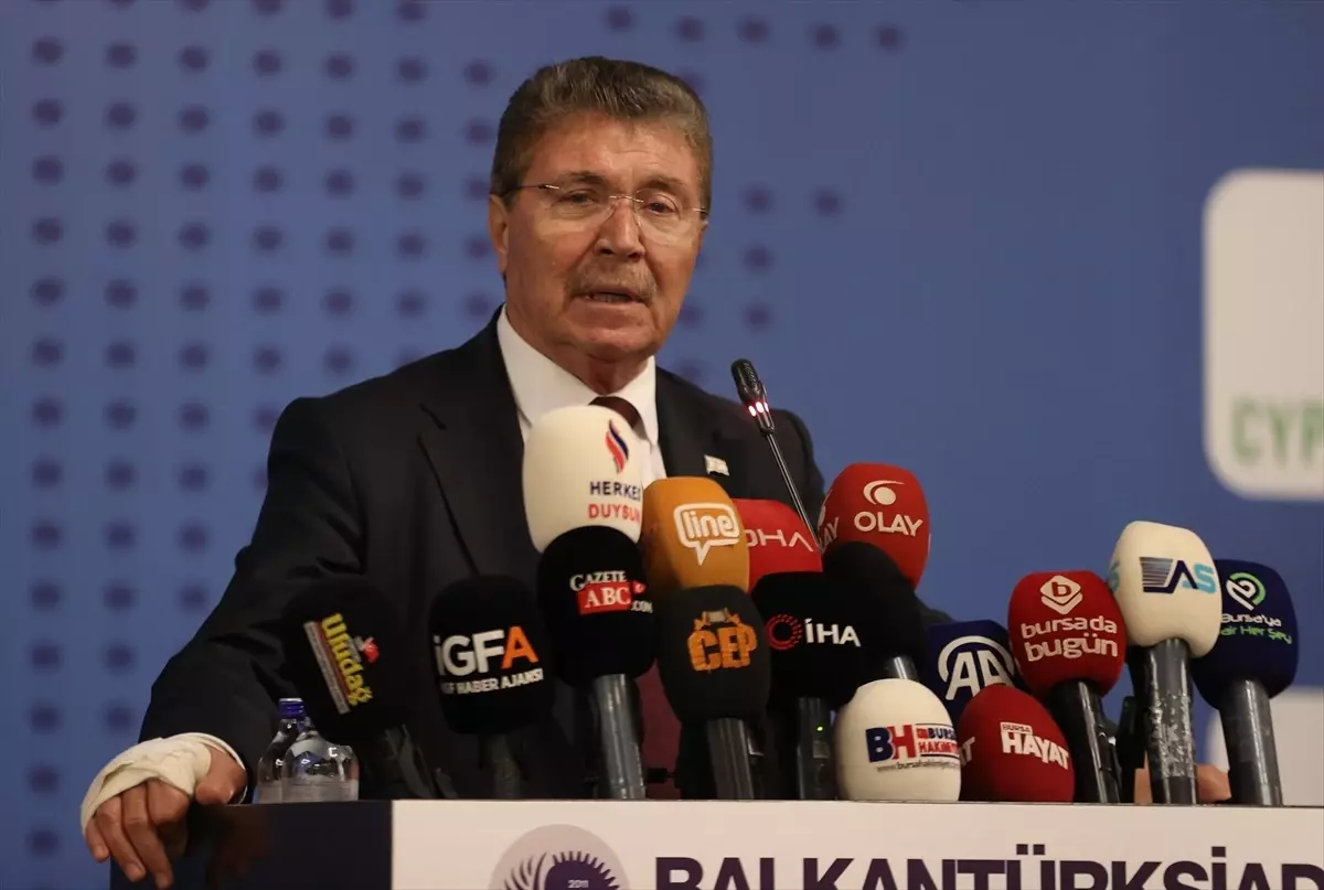 KKTC Başbakanı Ünal Üstel, Türkiye'ye Destek Vurgusu Yaptı