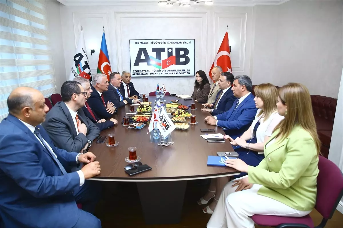 KKTC Ekonomi Bakanı Amcaoğlu, Azerbaycan'da İşbirliği İmkanlarını Görüştü
