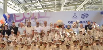 Darıca'da 350 Çocuk İçin Sünnet Şöleni Düzenlendi