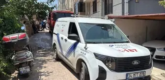 Darıca'da 4 Katlı Binanın Çatısında Yangın Çıktı