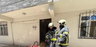 Kocaeli'nde Apartman Yangını: Bir Kişi Hastaneye Kaldırıldı
