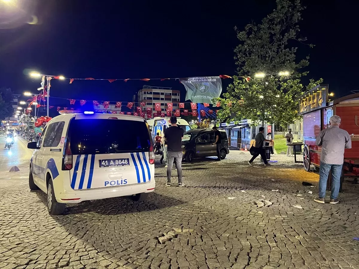 Kocaeli'de Bıçaklı Kavga: 1 Yaralı