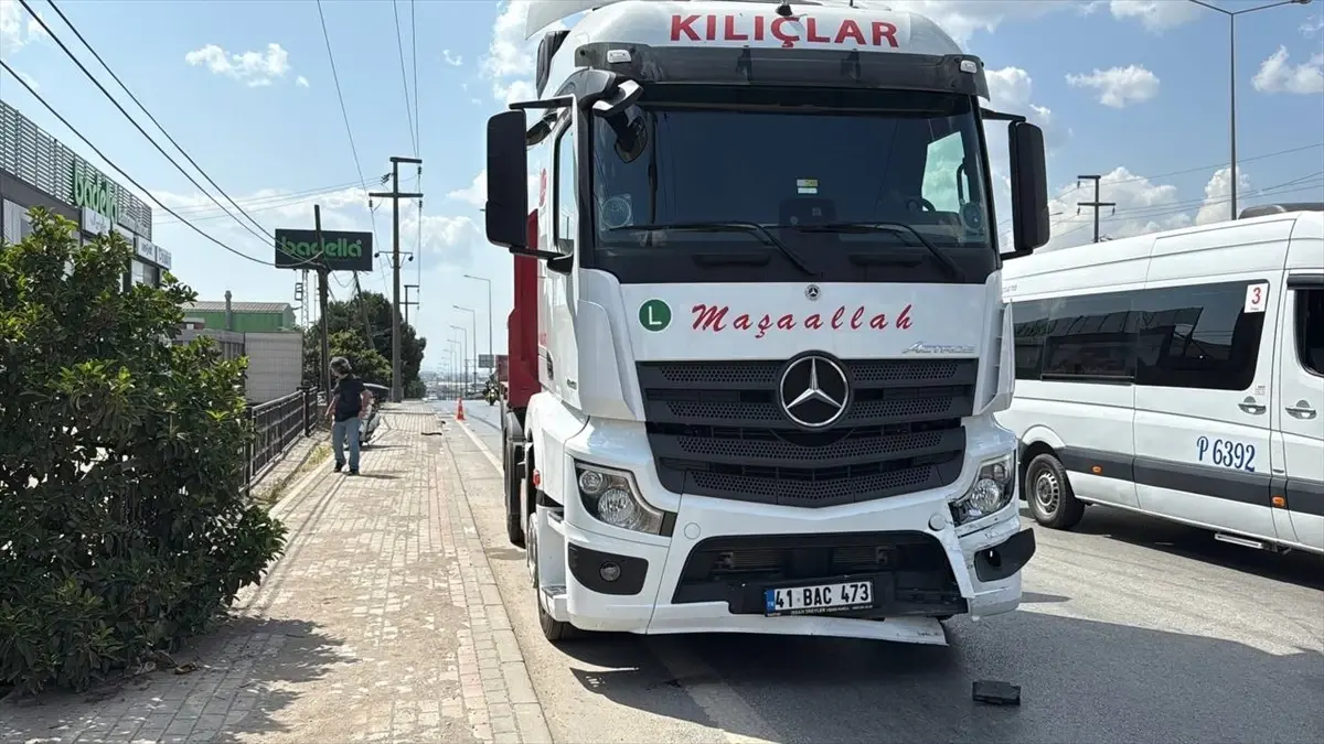 Kazada Otomobil Devrildi, Bir Kişi Yaralandı