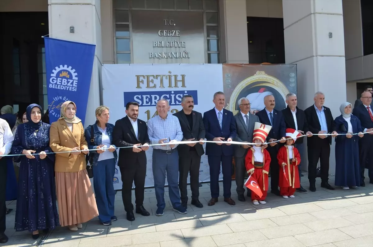 Kocaeli'de 'Fetih 1453' Resim Sergisi Açıldı