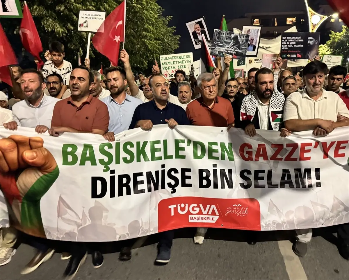Kocaeli'de 'Özgür Filistin' Yürüyüşü Düzenlendi