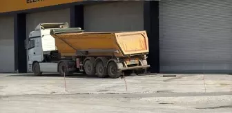Hafriyat Kamyonu Tamiratında Trajik Kaza: Sürücü Hayatını Kaybetti
