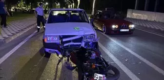 Kocaeli'de Otomobil ve Motosiklet Çarpıştı, 2 Yaralı