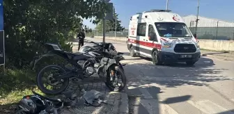 Kocaeli'de Motosiklet Kazası: 24 Yaşındaki Sürücü Ağır Yaralandı