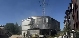 Kartepe'deki İnşaat Şantiyesinde Yangın Çıktı