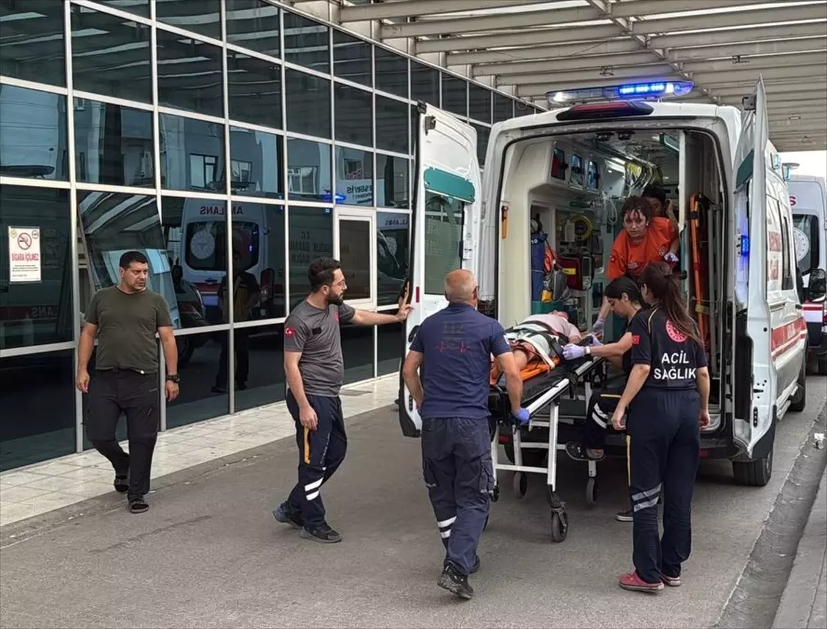 Gebze'de Skuter Kazası: 12 Yaşındaki Çocuk Ağır Yaralandı