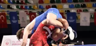 Kocaeli'de Uluslararası Yaşar Doğu, Vehbi Emre ve Hamit Kaplan Güreş Turnuvası sona erdi