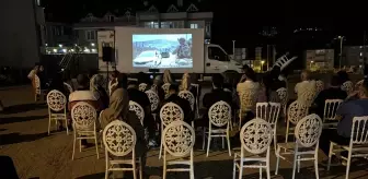 Kocaeli ve Karabük'te 'Gazze İçin Perde Açılıyor' Yürüyüşü ve Film Gösterimi