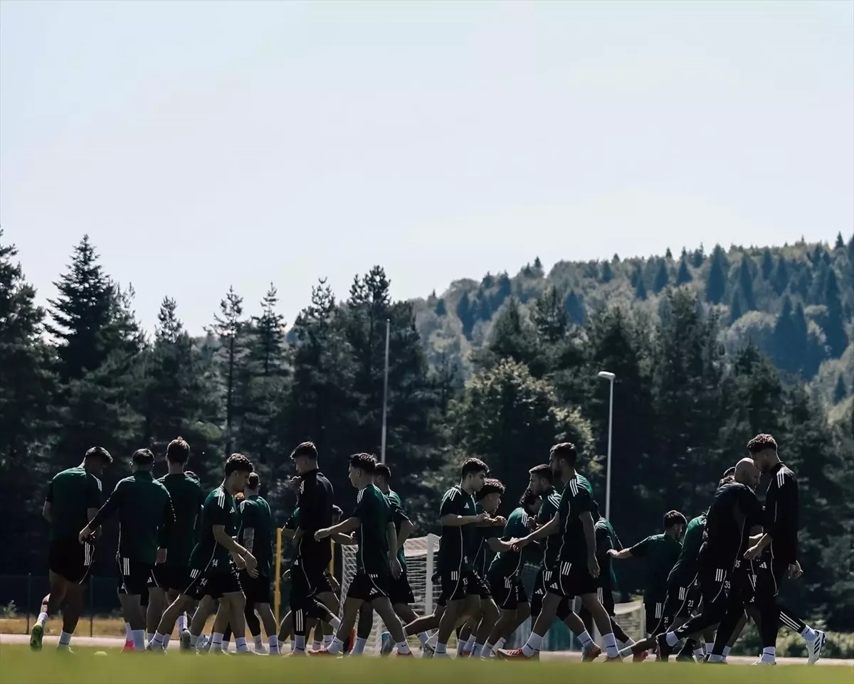 Kocaelispor Yeni Sezon Hazırlıklarını Çift İdmanla Sürdürüyor