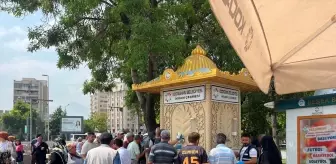 Kocasinan Belediyesi Yaz Sıcaklarında Limonata İkram Ediyor