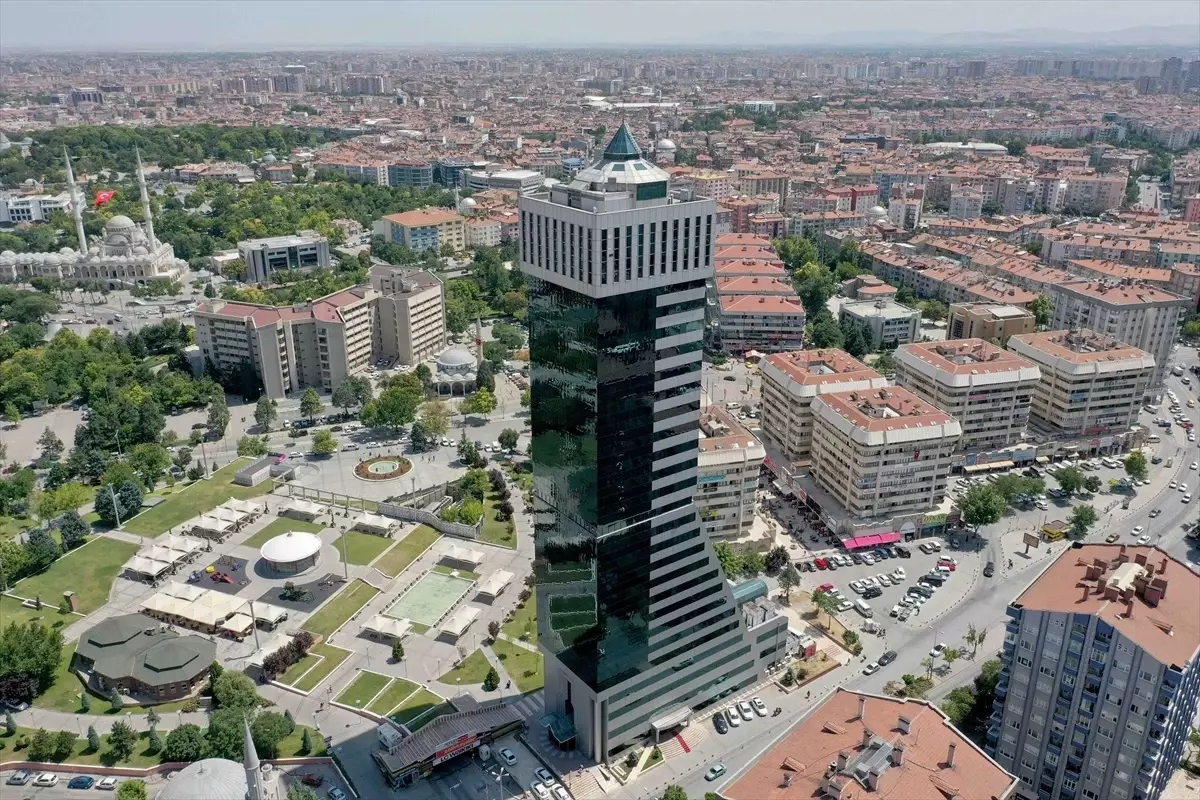 Komyapı, TOKİ ile 2.5 Milyar Lira Değerinde Sözleşme İmzaladı