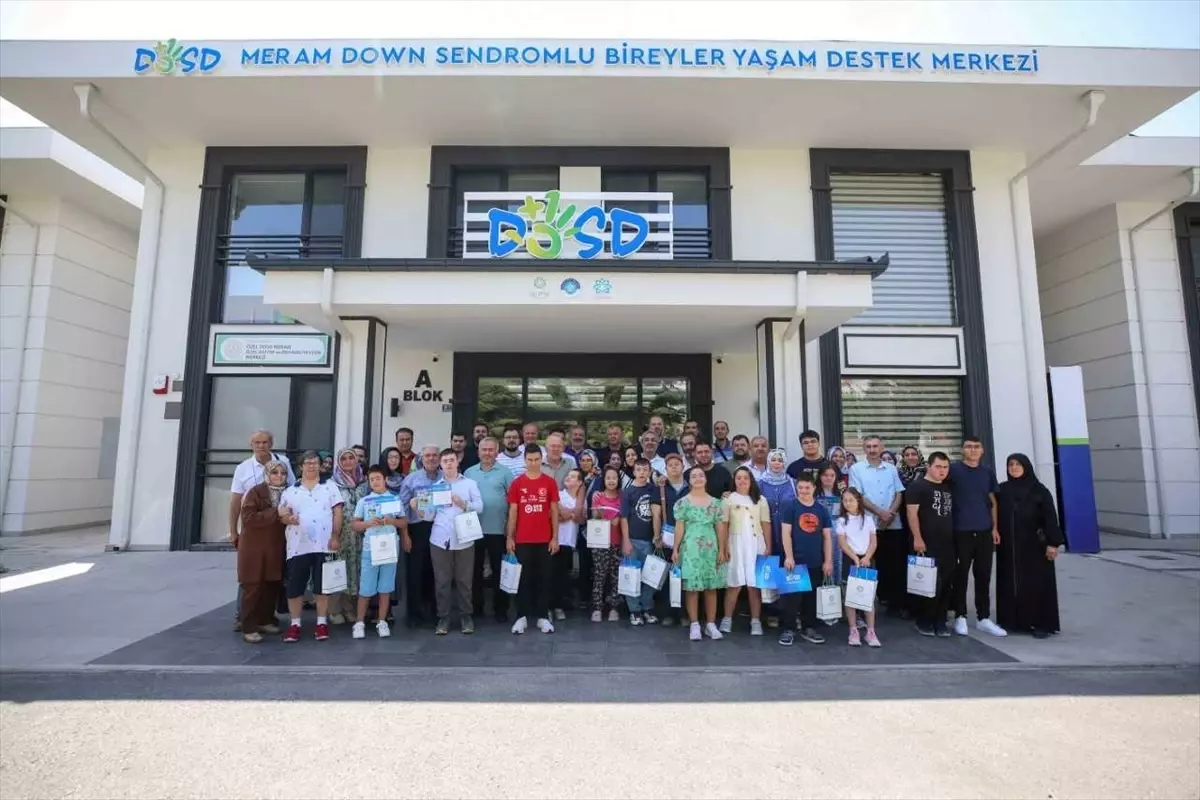 Meram Down Sendromlu Bireyler Yaşam Destek Merkezi'nde Motivasyon Programı
