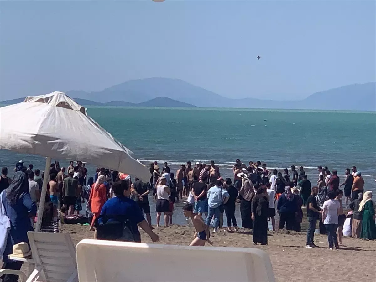 Beyşehir Gölü'nde Boğulma Tehlikesi Geçiren Çocuk Hastaneye Kaldırıldı