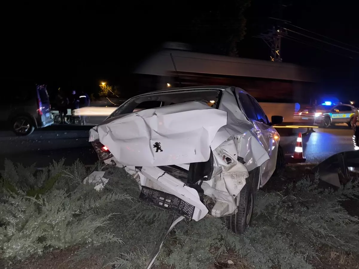 Konya'da Trafik Kazası: 4 Yaralı