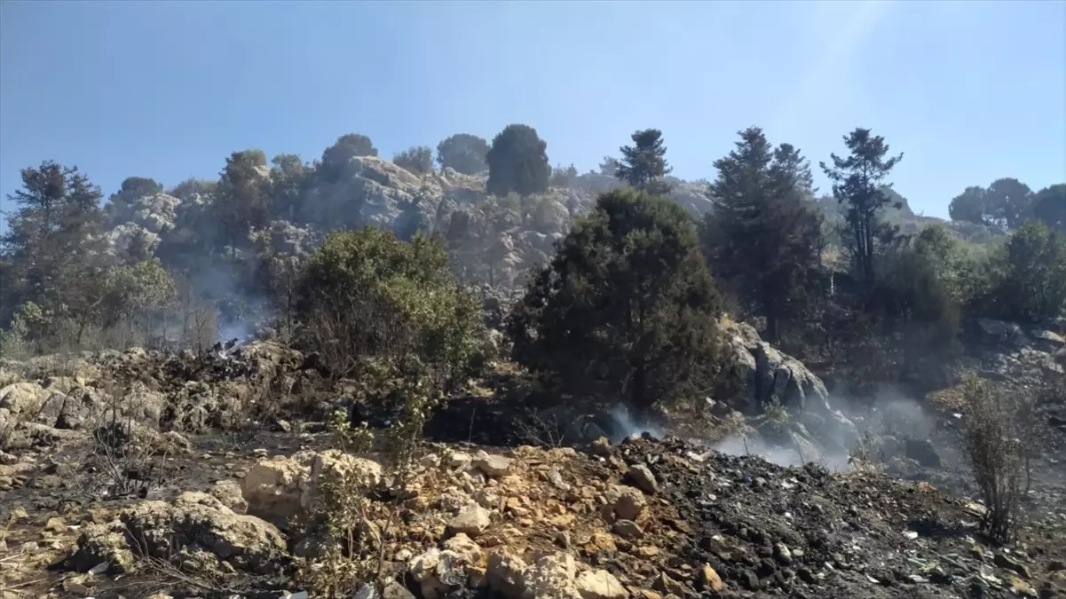 Konya'nın Beyşehir ilçesinde yangın söndürüldü