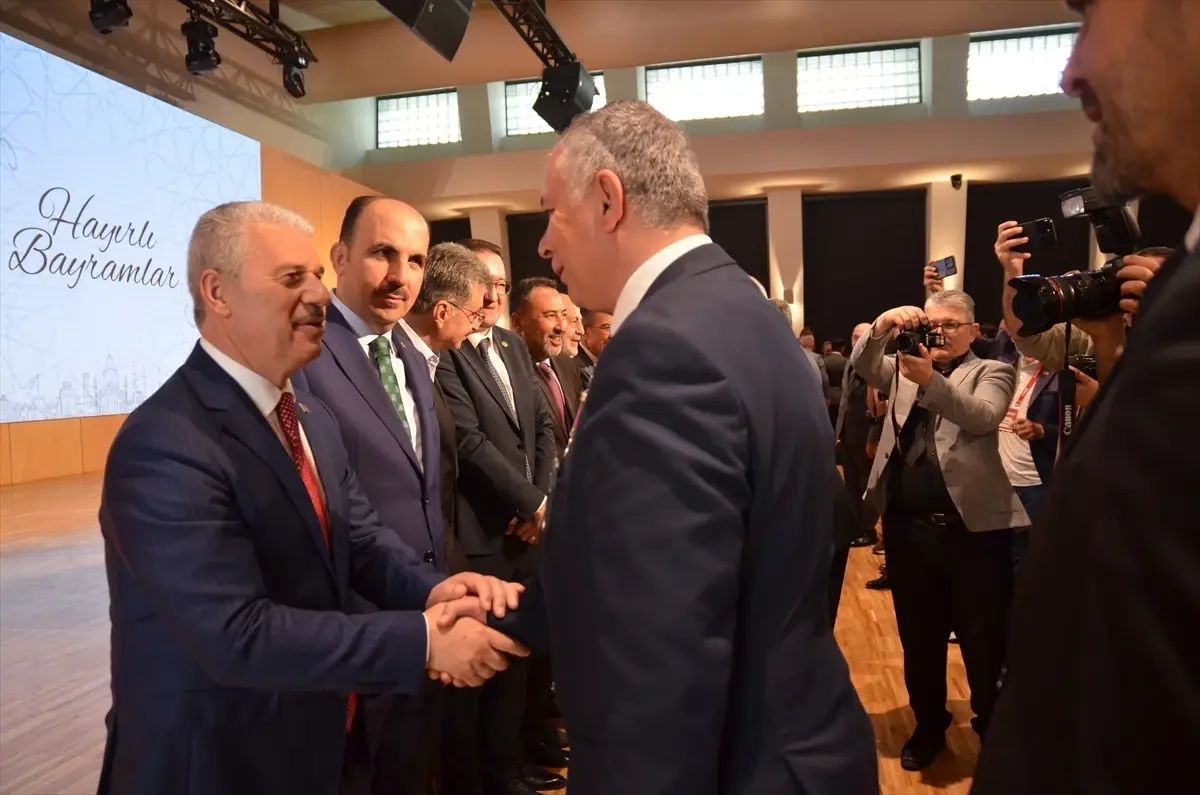 Konya Valiliği Kurban Bayramı Bayramlaşma Programı Düzenledi