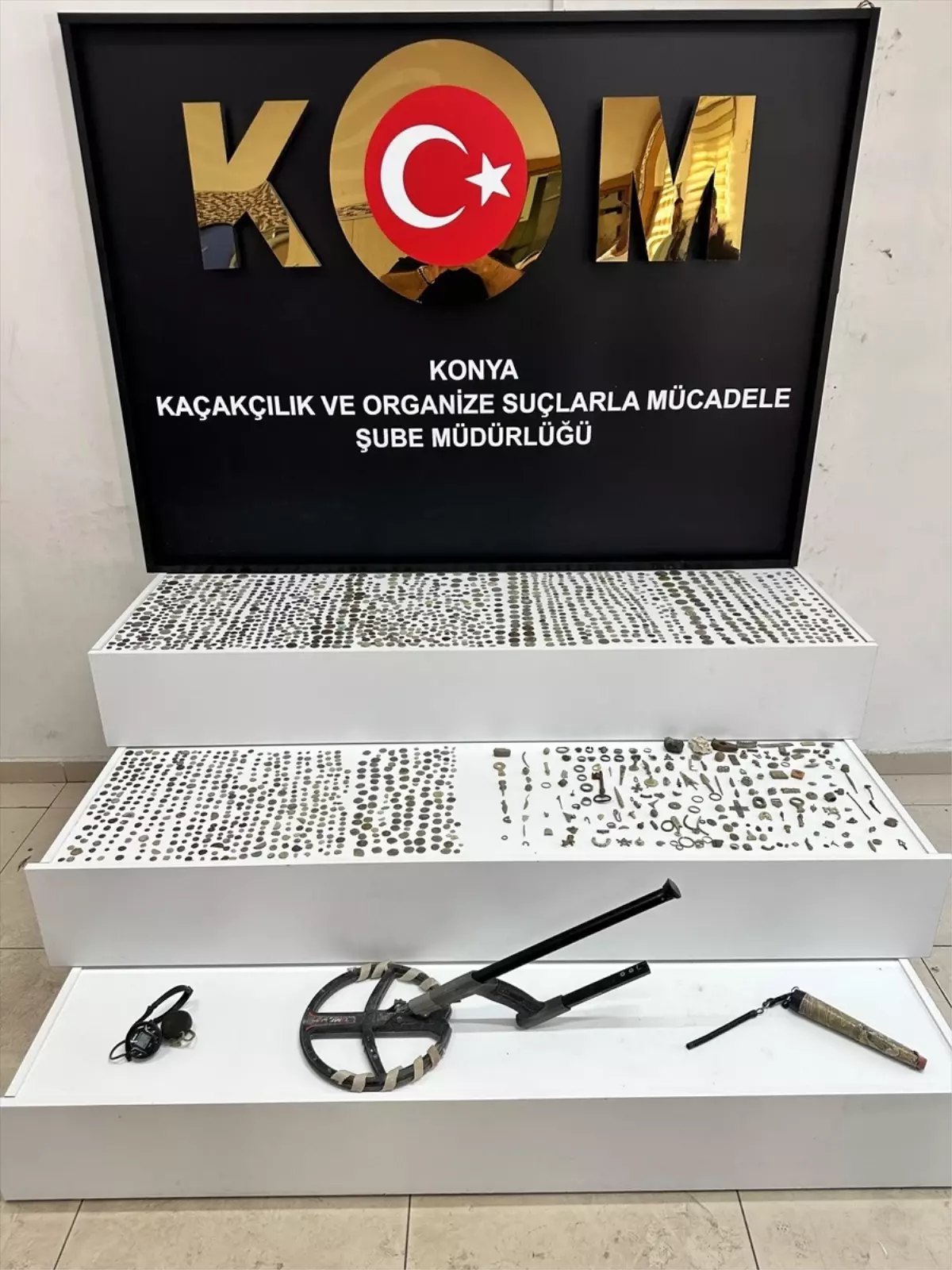 Konya'da Tarihi Eser Kaçakçılığı Operasyonu: 1912 Sikke Ele Geçirildi