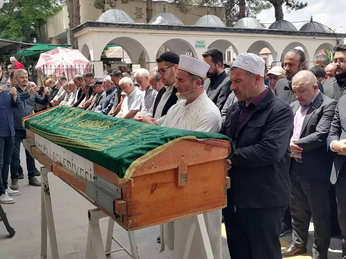 Konya'nın 'Orman Dede'si son yolculuğuna uğurlandı